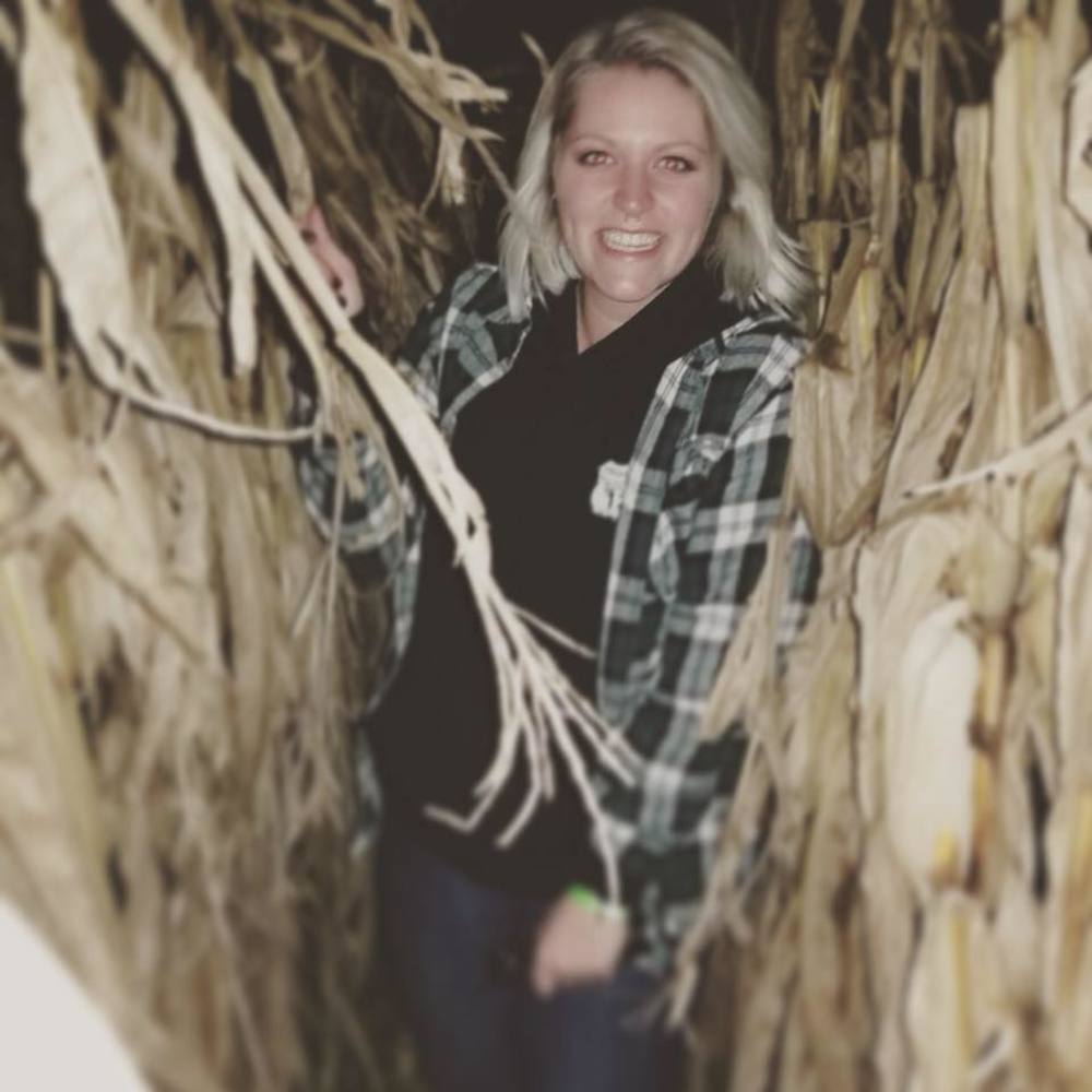 Meet your Posher, Tayler